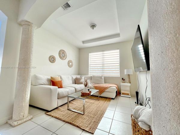 Villas Del Campo, 10841 SW 244th Ter, Princeton, Florida 33032, image 3