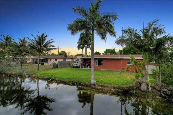 Andover, 20600 NW 2nd Ct, Miami Gardens, Florida 33169, image 3
