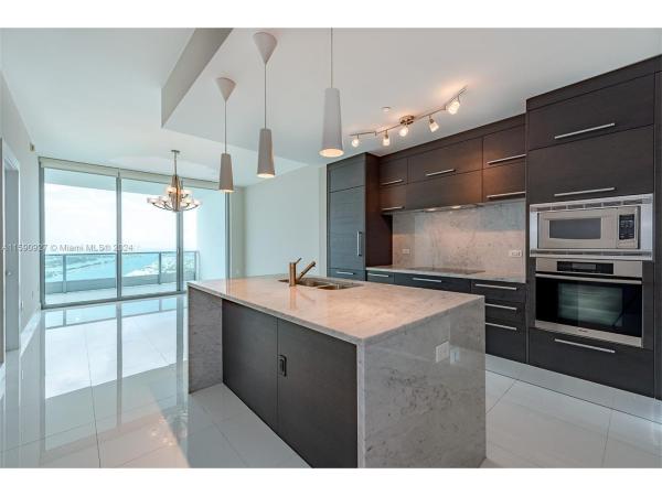 900 Biscayne Bay, 900 Biscayne Blvd #4407, Miami, Florida 33132, image 3