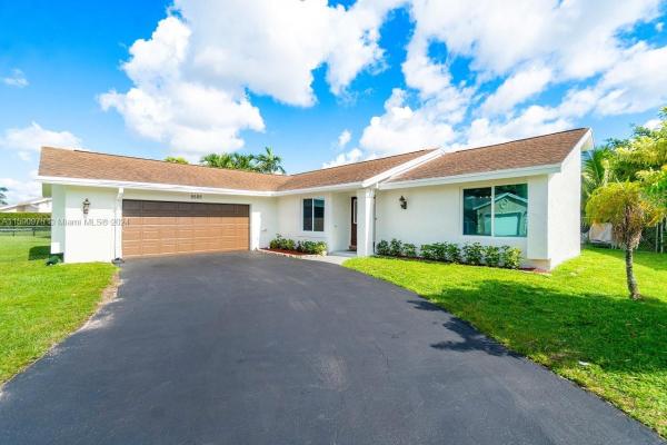 Heritage Pines, 5525 SW 9th St, Margate, Florida 33068, image 1