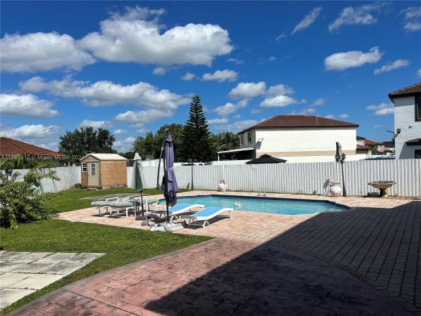 Marbella Park, 20121 NW 84th Ave, Hialeah, Florida 33015, image 3