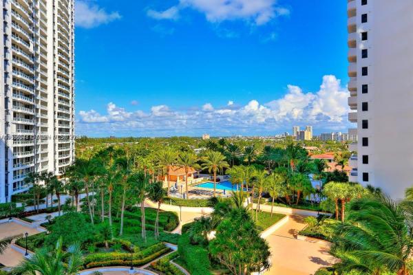 Atlantic 2 At The Point, 21150 NE 38th Ave #905, Aventura, Florida 33180, image 2