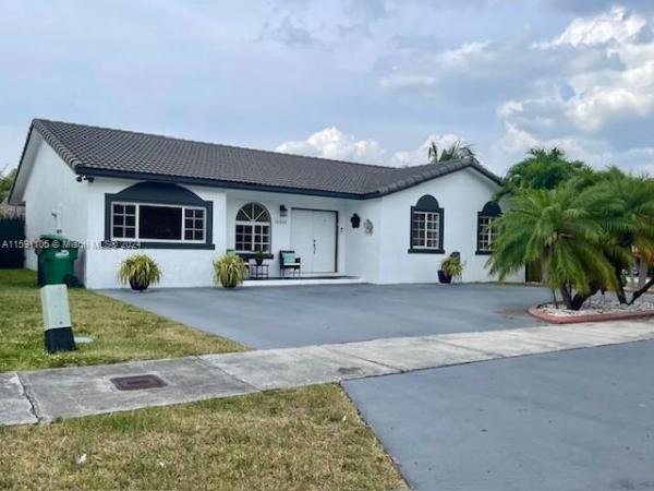 Majestic Estates, 15265 SW 178th Ter, Richmond West, Florida 33187, image 3