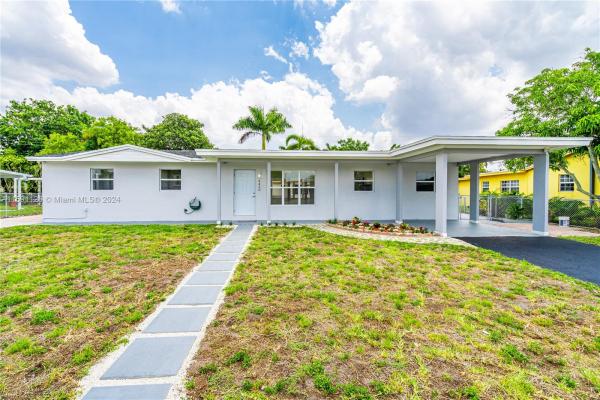 Carol City, 4420 NW 174th Dr, Miami Gardens, Florida 33055, image 2