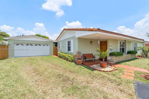 Royale Green, 12887 SW 50th Ln, Kendale Lakes, Florida 33175, image 3