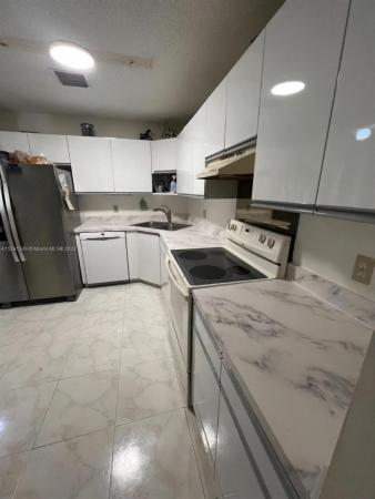 33 Meadows Dr, Boynton Beach, Florida 33436, image 3