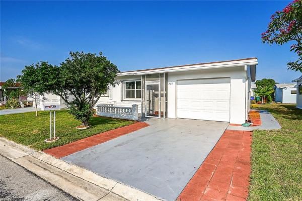 Paradise Gardens 4, 735 NW 74th Ter, Margate, Florida 33063, image 2