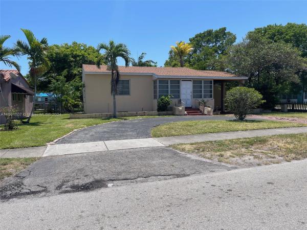 Alden Manor, 1858 Wiley St, Hollywood, Florida 33020, image 1