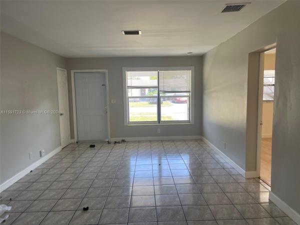 Hollywood Heights Estates, 6409 Dawson St, Hollywood, Florida 33023, image 3