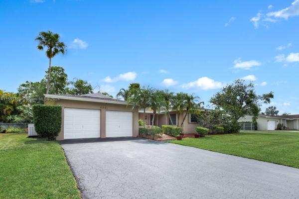 Pine Meadows Estates, 12141 SW 120th Ave, Three Lakes, Florida 33186, image 3