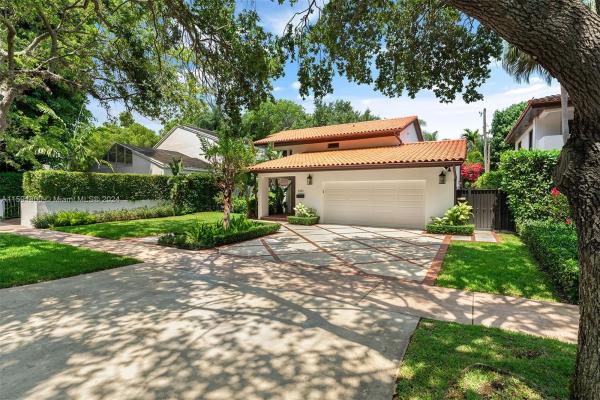Riviera, 5551 San Vicente St, Coral Gables, Florida 33146, image 3