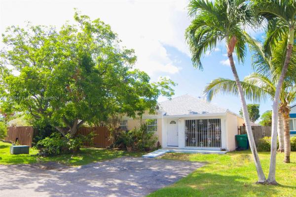 Cutler Creek West, 10340 SW 207th St, Cutler Bay, Florida 33189, image 1