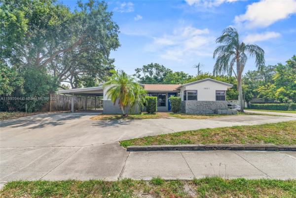 Palm Lane Villa, 3801 N 66th Ave, Hollywood, Florida 33024, image 2