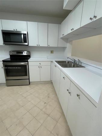 Isles Of Inverrary, 6575 W Oakland Park Blvd #110, Lauderhill, Florida 33313, image 3