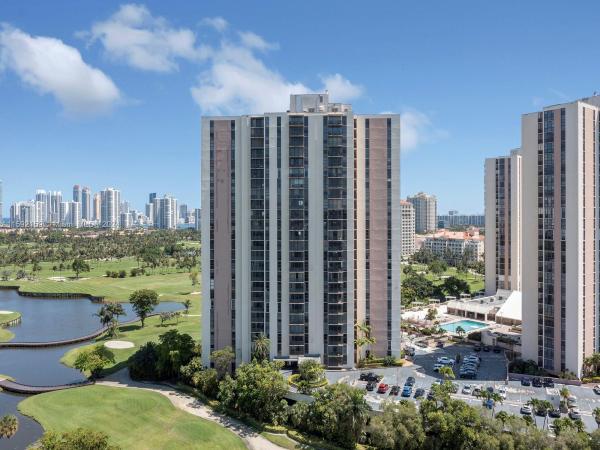 Coronado Tower 3, 20379 W Country Club Dr #739, Aventura, Florida 33180, image 2