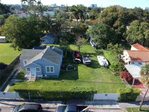 Evergreen Gardens, 1605 NW 26th St, Miami, Florida 33142, image 1