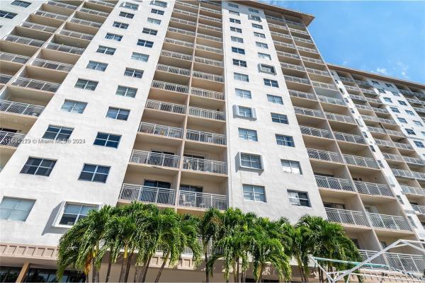 Coastal Towers, 400 Kings Point Dr #102, Sunny Isles Beach, Florida 33160, image 1