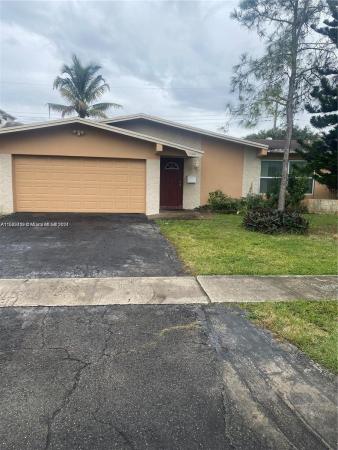 Sunrise Golf Village, 7120 NW 20th St, Sunrise, Florida 33313, image 2