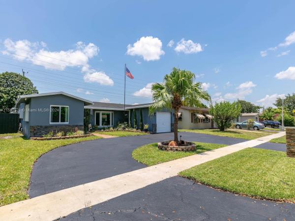 Rainbow Lakes, 2130 NW 91st Ter, Pembroke Pines, Florida 33024, image 1