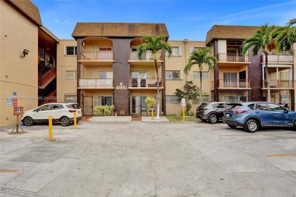 West Flagler Heritage, 10851 SW 2nd St #K106, Sweetwater, Florida 33174, image 2