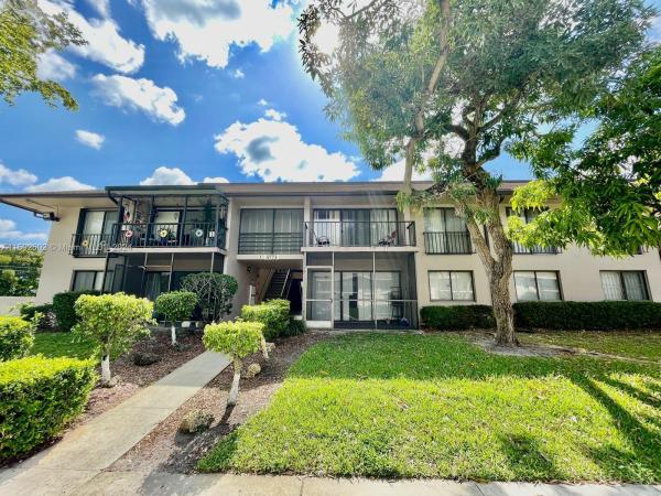 Holiday Park, 5773 Washington St #J1, Hollywood, Florida 33023, image 1