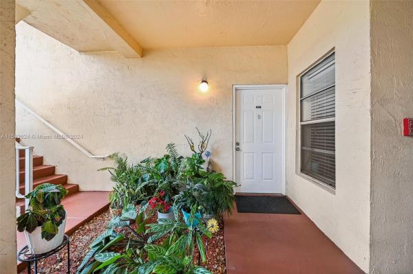 Hammocks Trails, 15275 SW 107th Ln #107, The Hammocks, Florida 33196, image 3