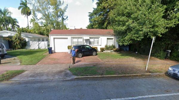 Oceanside Isle Of Normandy, 1345 Normandy Dr, Miami Beach, Florida 33141, image 1