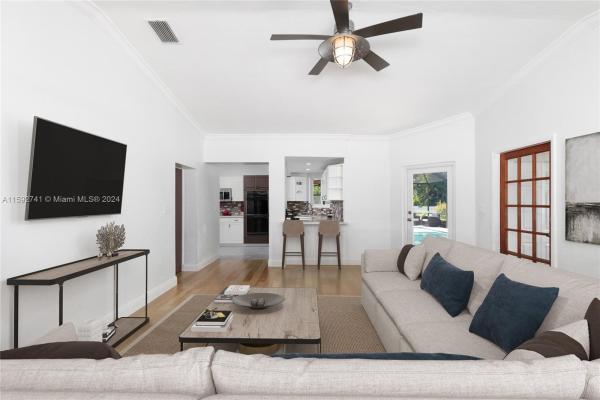Orchard Estates, 9320 SW 180th St, Palmetto Bay, Florida 33157, image 2