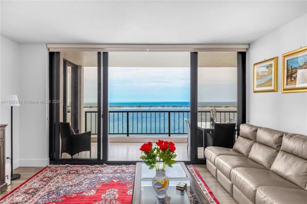 Villa Regina, 1581 Brickell Ave #1002, Miami, Florida 33129, image 1
