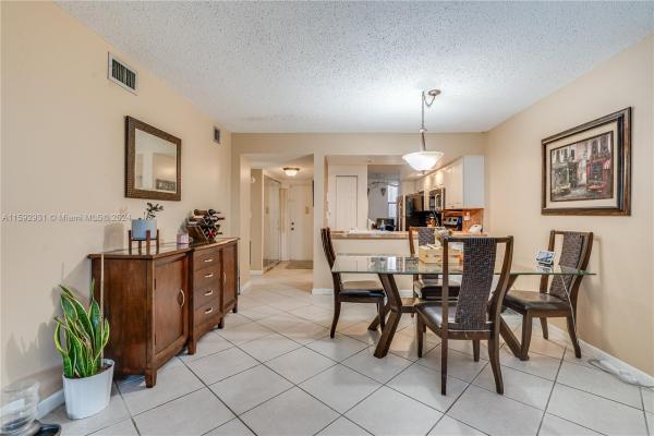 Royal Palm At Plantation, 6800 Cypress Rd #412, Plantation, Florida 33317, image 1