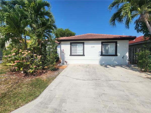 Monterey Lakes, 21430 SW 90th Ct, Cutler Bay, Florida 33189, image 2