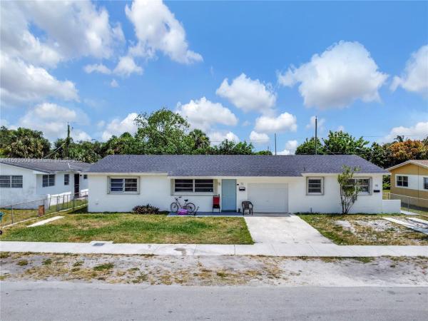 70 NE 186th Ter, Unincorporated Dade County, Florida 33179, image 2