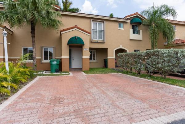 7162 SW 158th Path #7162, Unincorporated Dade County, Florida 33193, image 2