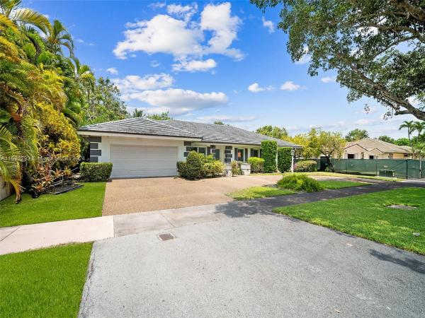 Baker Homestead, 451 Hardee Rd, Coral Gables, Florida 33146, image 1