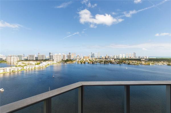 North Tower At Marina Palms, 17301 Biscayne Blvd #L-PH-10, North Miami Beach, Florida 33160, image 1