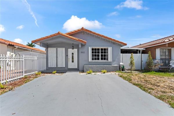 London Estates, 8811 NW 112th Ter, Hialeah Gardens, Florida 33018, image 1