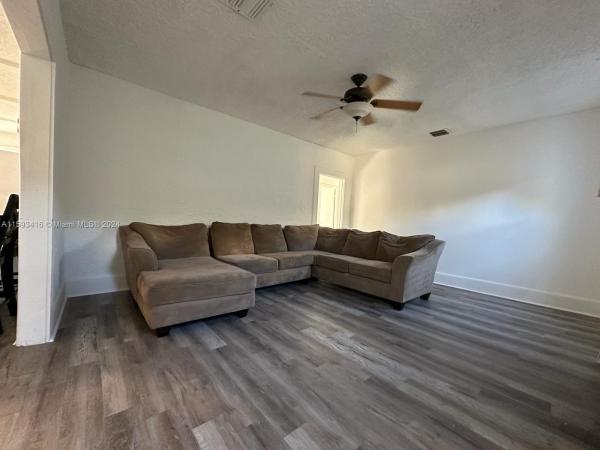 Hollywood South Side, 1932 Dewey St #1, Hollywood, Florida 33020, image 1
