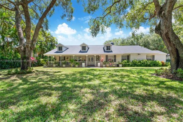 Helms Country Estates, 10635 SW 63rd Ave, Pinecrest, Florida 33156, image 1
