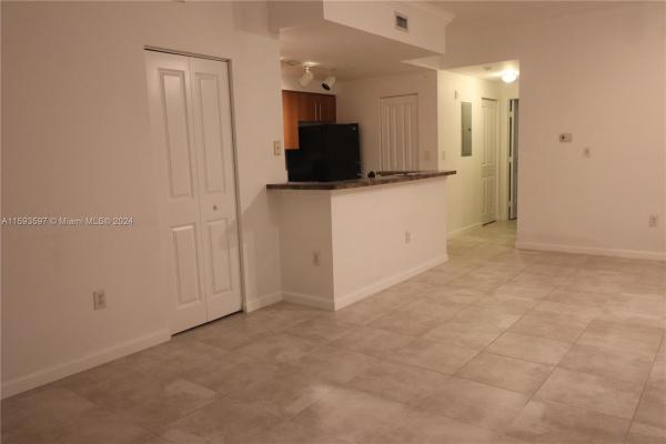 Poinciana Place, 5980 W Sample Rd #304, Lake Worth, Florida 33067, image 2