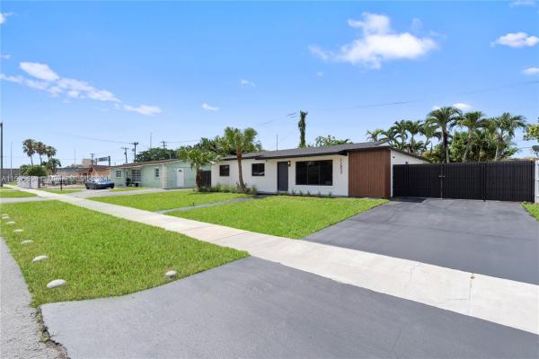 Southern Estates, 11832 SW 37th Ter, Tamiami, Florida 33175, image 3