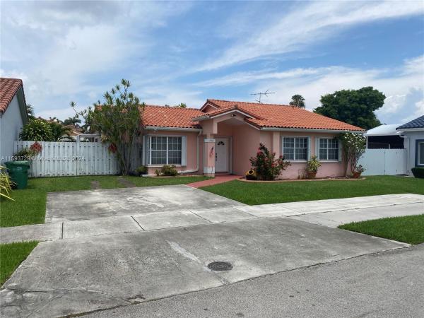 1938 SW 137th Ct, Unincorporated Dade County, Florida 33175, image 2