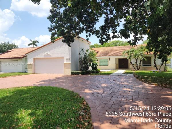 Kendall Groves Estates, 6051 SW 88th St, South Miami, Florida 33156, image 1