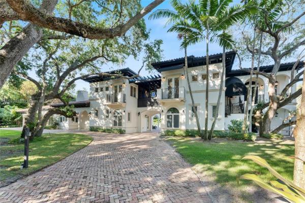 Helms Country Estates, 10825 SW 69th Ave, Pinecrest, Florida 33156, image 1