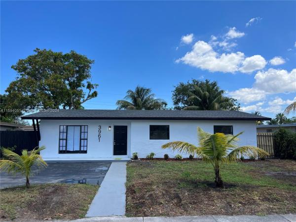 Carol City, 3961 NW 173rd Ter, Miami Gardens, Florida 33055, image 2