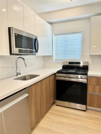 Lenox Manor, 1035 9th St #3, Miami Beach, Florida 33139, image 1