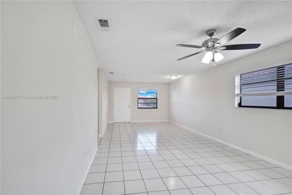 Natalie Estates, 955 W 43rd Pl, Hialeah, Florida 33012, image 2