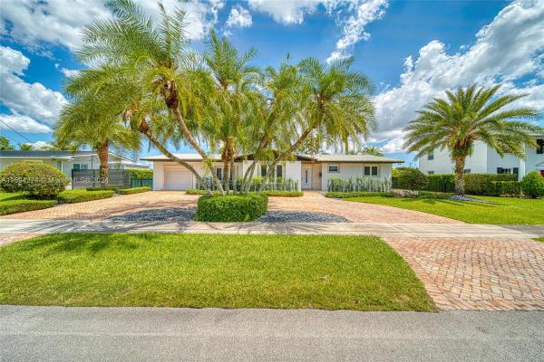 Snapper Creek Park, 8761 SW 85th St, Kendall, Florida 33173, image 1