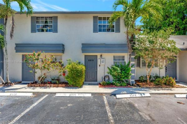 Golf View Village At Springtree, 8319 Fairway Rd, Sunrise, Florida 33351, image 1