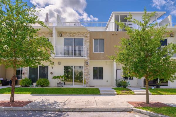 Paradise Gardens, 25886 SW 139th Path #N/A, Kendall, Florida 33032, image 1
