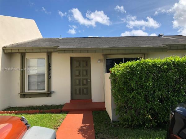 Devon Aire Villas, 12240 SW 114th Ter 0, The Crossings, Florida 33186, image 3
